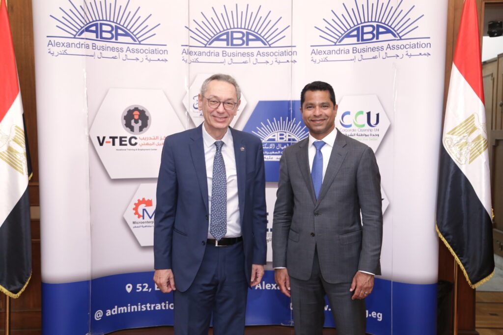 جمعية رجال أعمال إسكندرية تستعرض مزايا الاستثمار في مصر مع مستشار وزير الشؤون الاقتصادية بسفارة الولايات المتحدة
