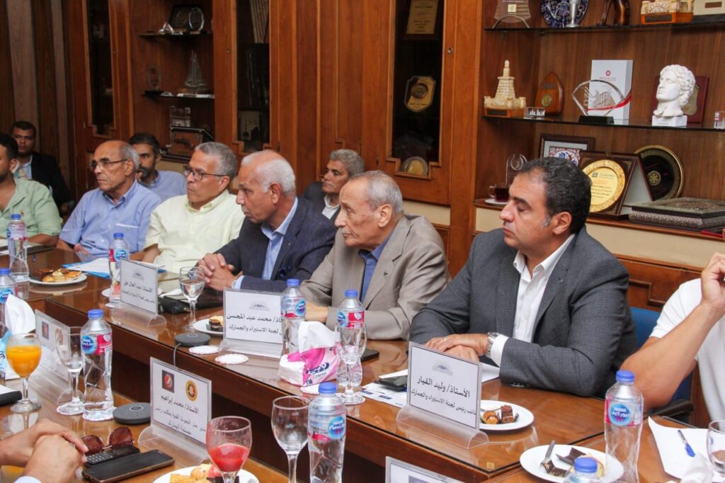 "جمعية رجال أعمال إسكندرية" و"المُشغل الاقتصادي" يناقشان المزايا الممنوحة للمستثمرين